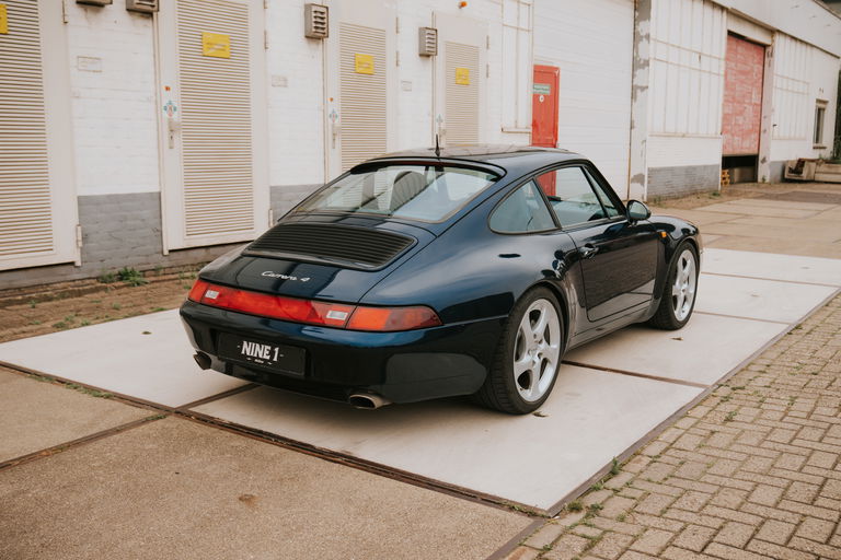Porsche 993 Carrera 4