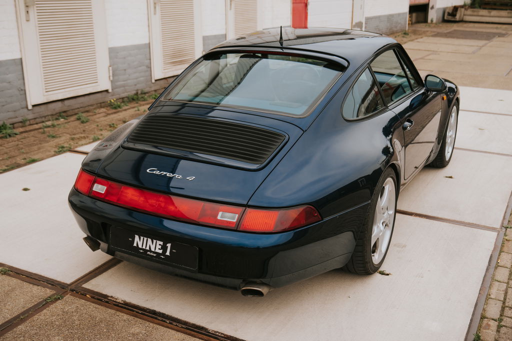 Porsche 993 Carrera 4
