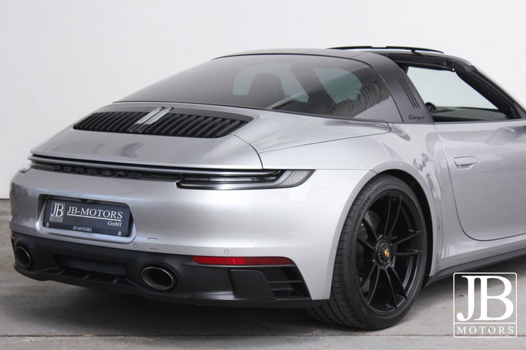 Porsche 992 Targa 4 GTS
