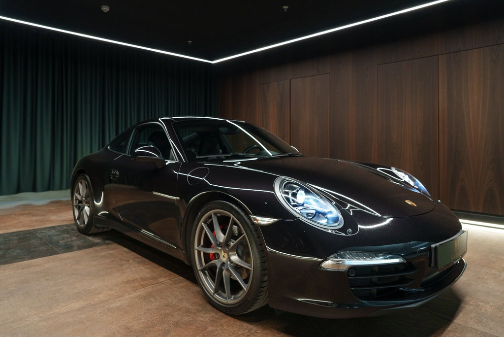Porsche 991 Carrera