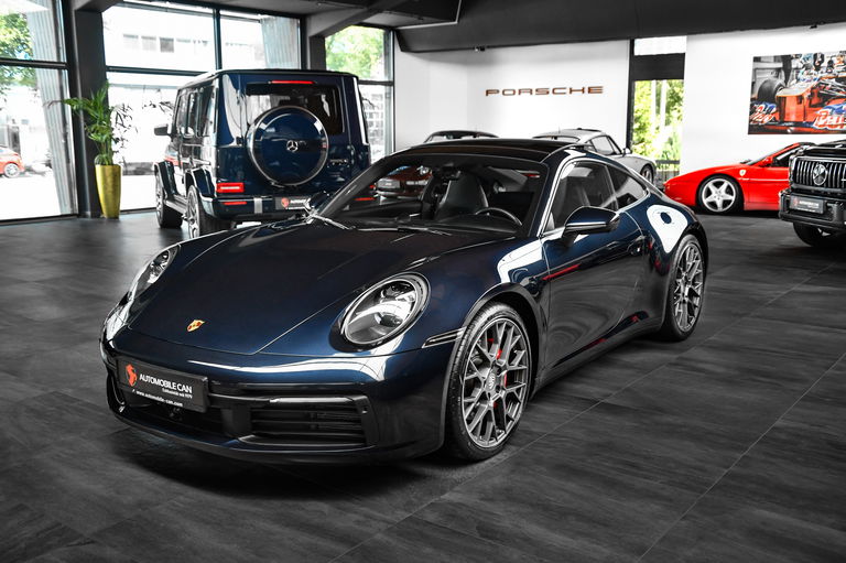 Porsche 992 Carrera 4S