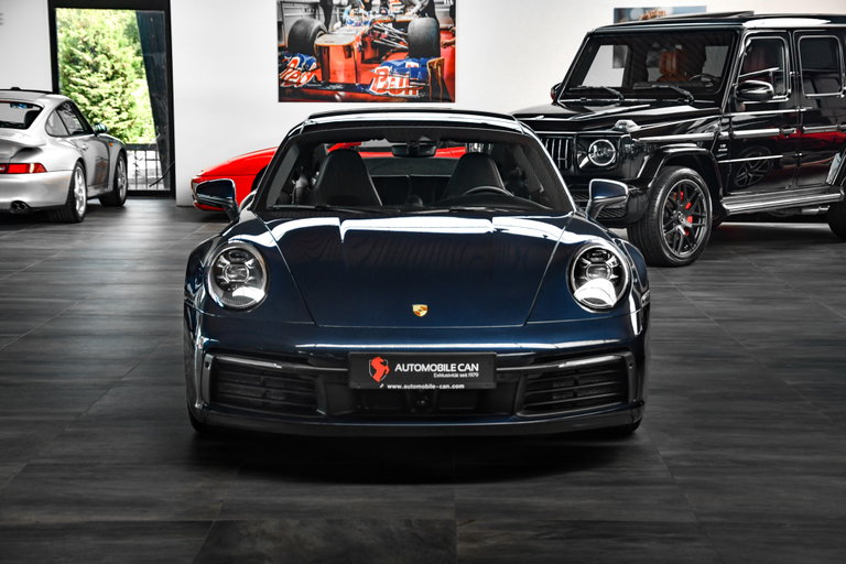 Porsche 992 Carrera 4S