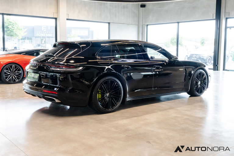 Porsche Panamera 4 E-Hybrid