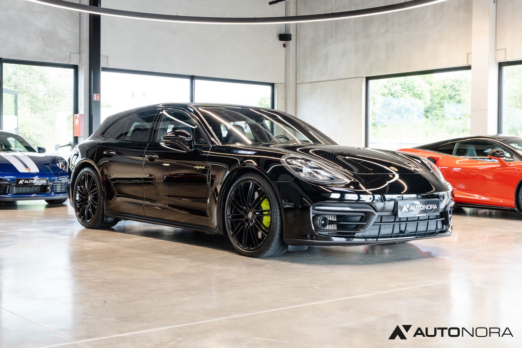 Porsche Panamera 4 E-Hybrid