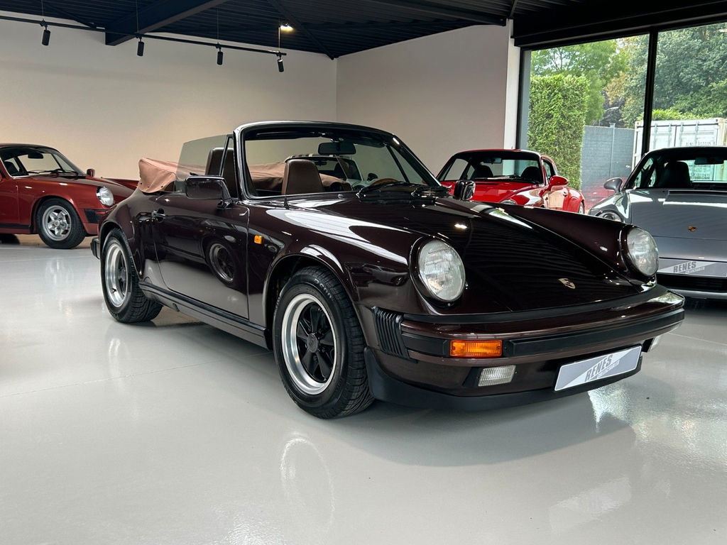 Porsche 911 Carrera 3.2