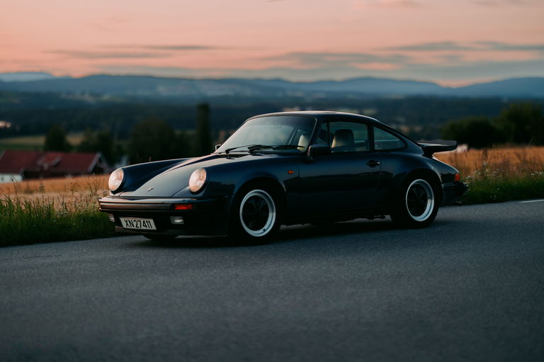 Porsche 911 Carrera 3.2
