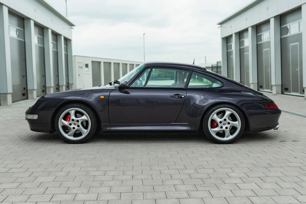 1997 Porsche 993 Carrera S Vesuvio