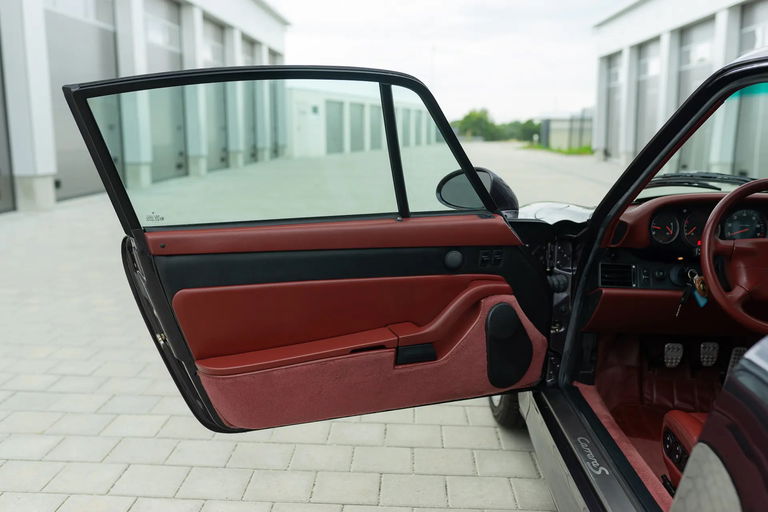 Porsche 993 Carrera S