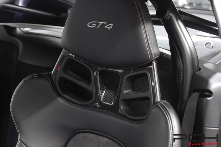 Porsche 981 Cayman GT4