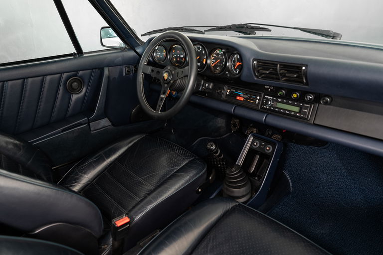 Porsche 911 Carrera 3.2