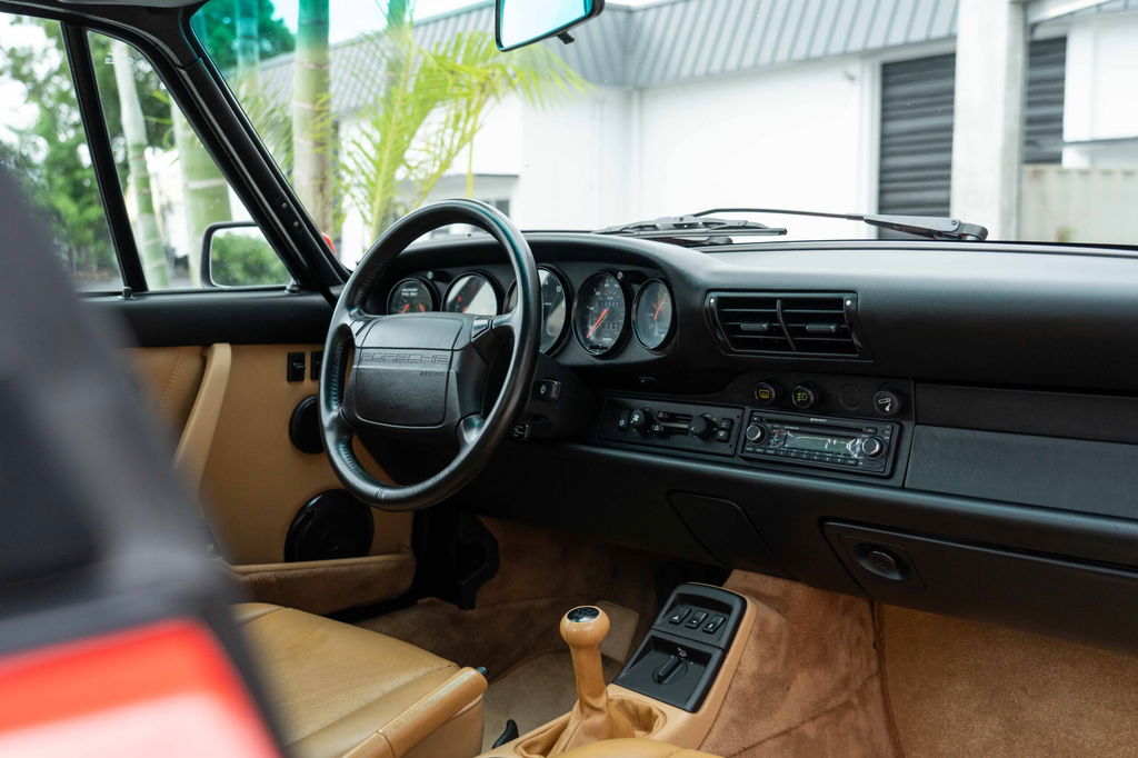 Porsche 964 Carrera 2