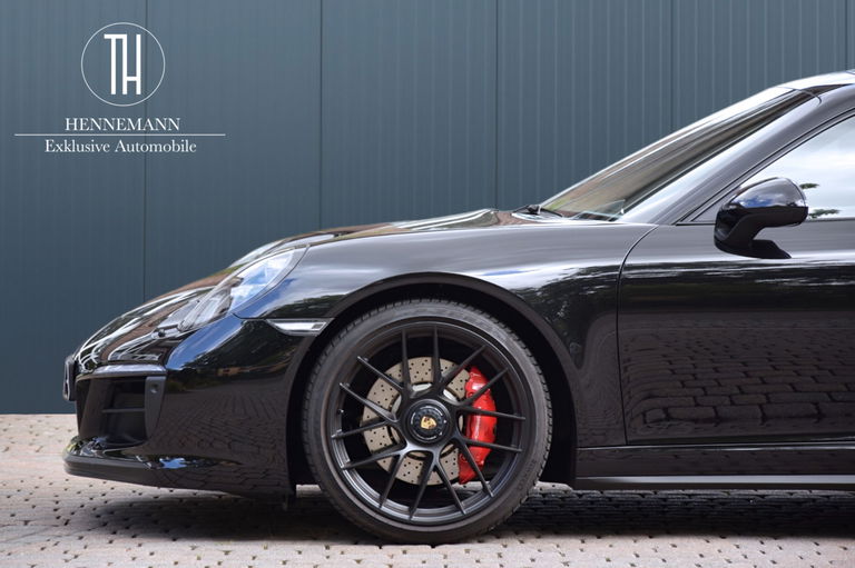 Porsche 991.2 Carrera 4 GTS