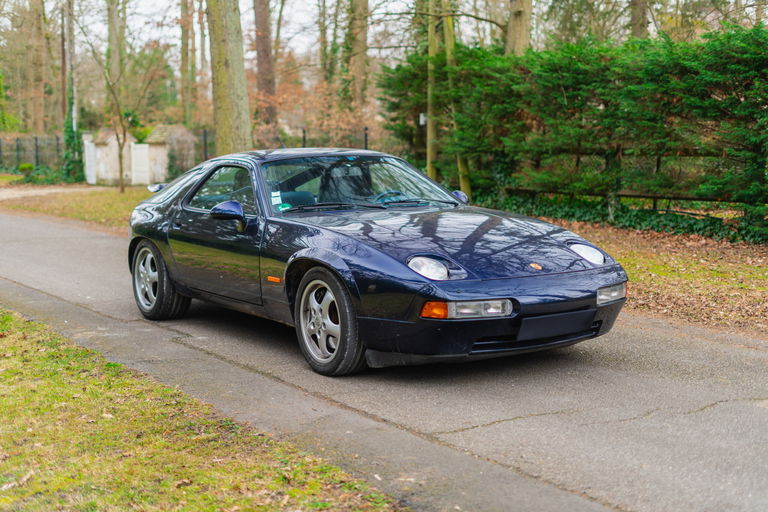 Porsche 928 GTS