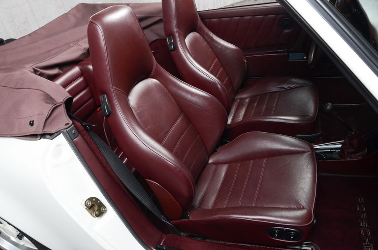 Porsche 911 Carrera 3.2 (US)