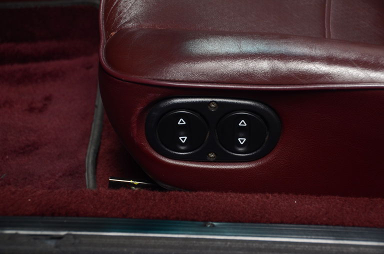 Porsche 911 Carrera 3.2 (US)