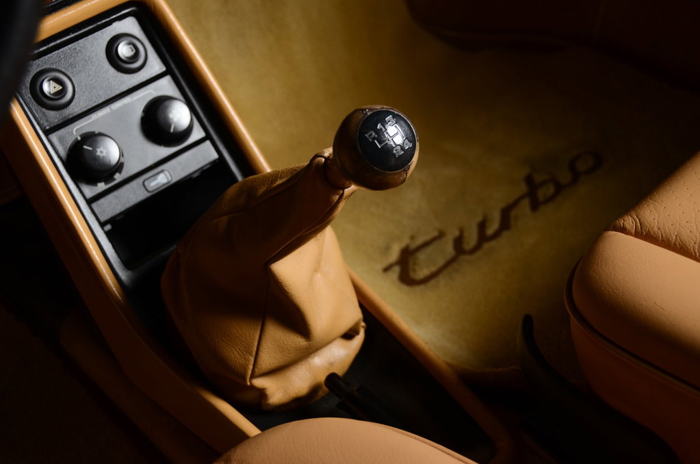 Porsche 911 Turbo Flachbau
