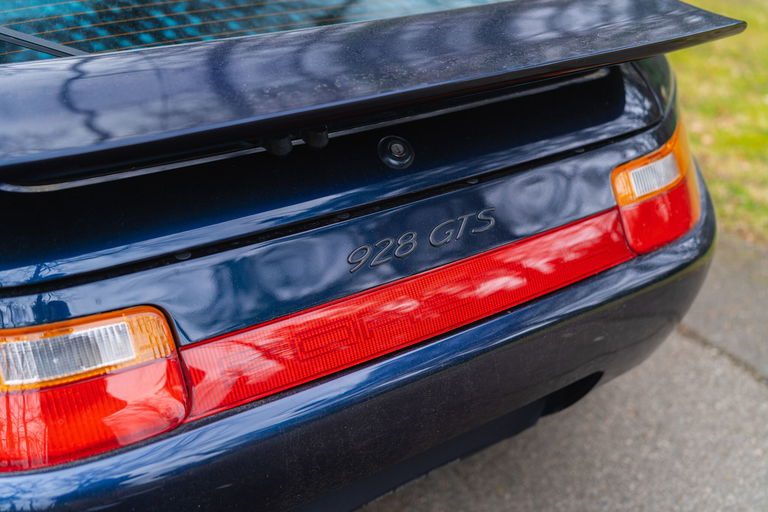 Porsche 928 GTS