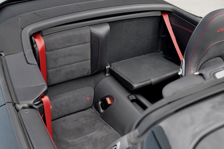 Porsche 991.2 Carrera GTS