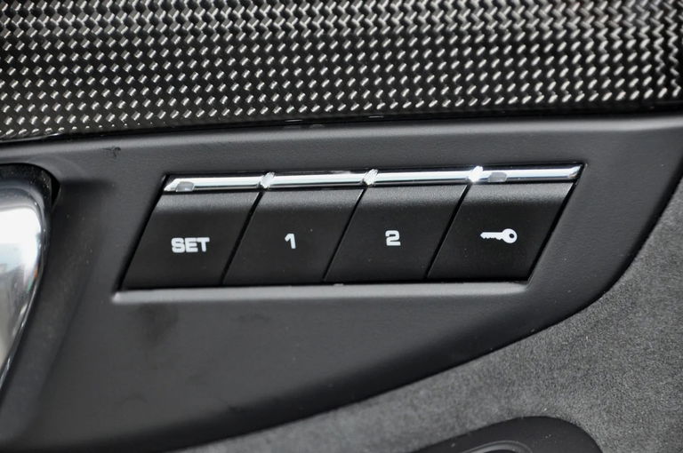 Porsche 991.2 Carrera GTS