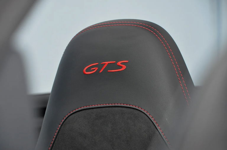 Porsche 991.2 Carrera GTS