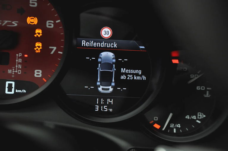 Porsche 991.2 Carrera GTS