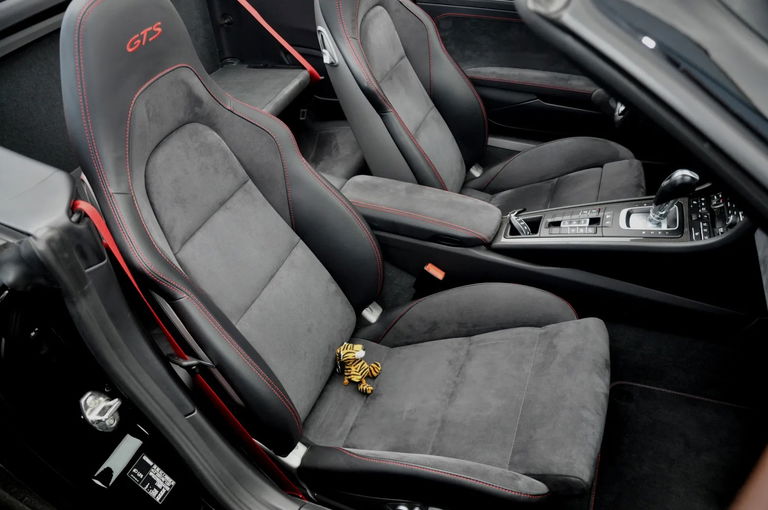 Porsche 991.2 Carrera GTS