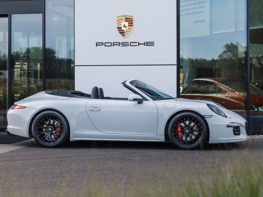 Porsche 991 Carrera GTS