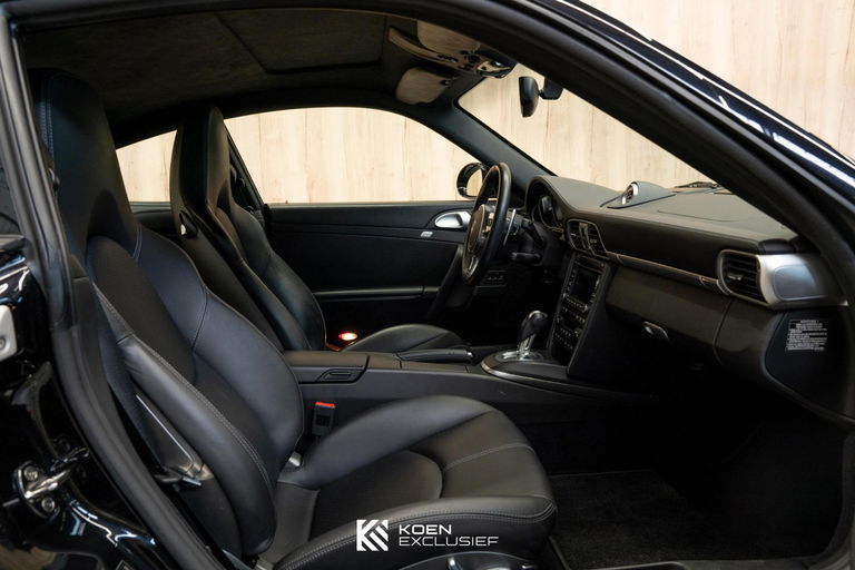 Porsche 997.2 Carrera GTS