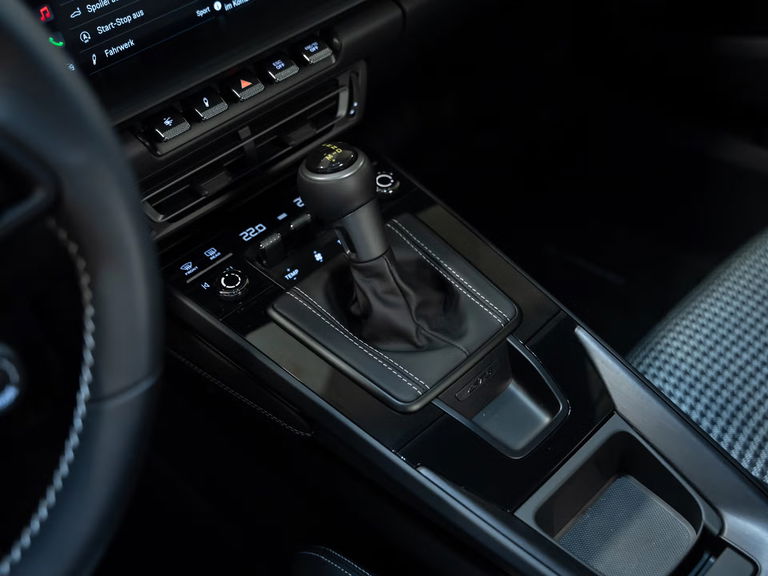 Porsche 992 GT3 Touring