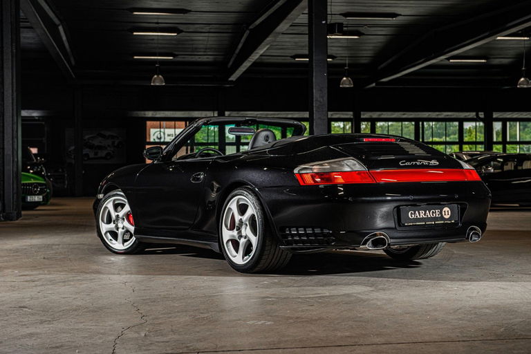 Porsche 996 Carrera 4S