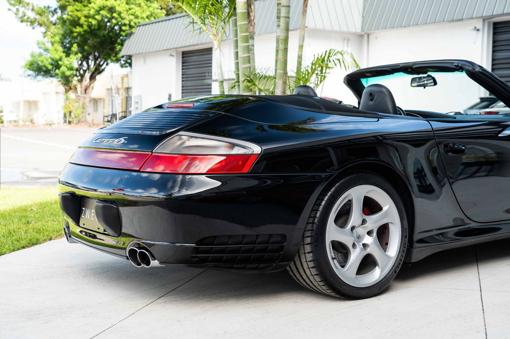Porsche 996 Carrera 4S