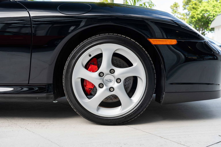 Porsche 996 Carrera 4S