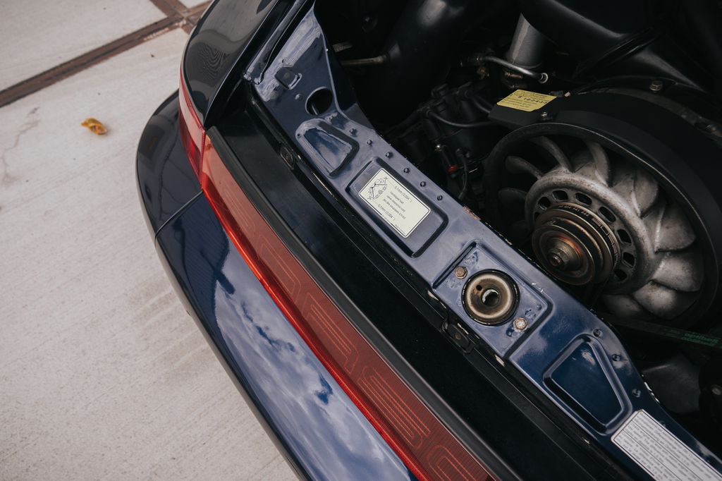 Porsche 964 Carrera 4