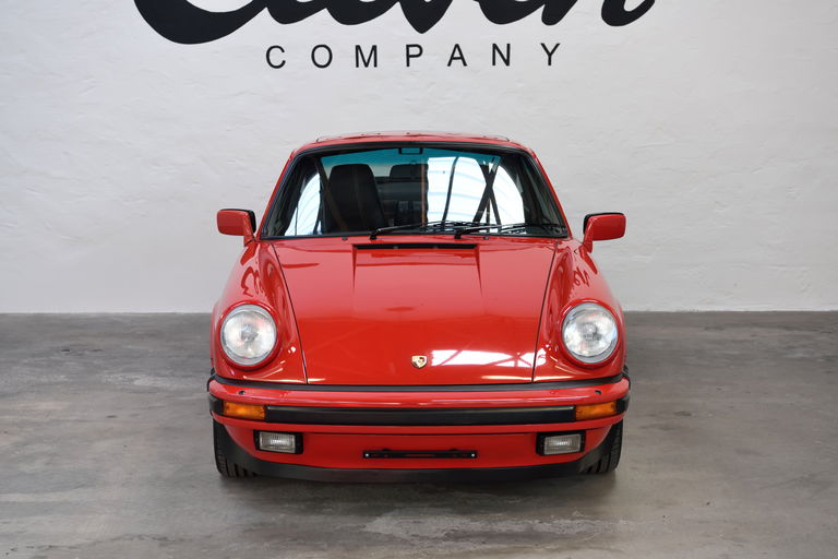 Porsche 911 Carrera 3.2