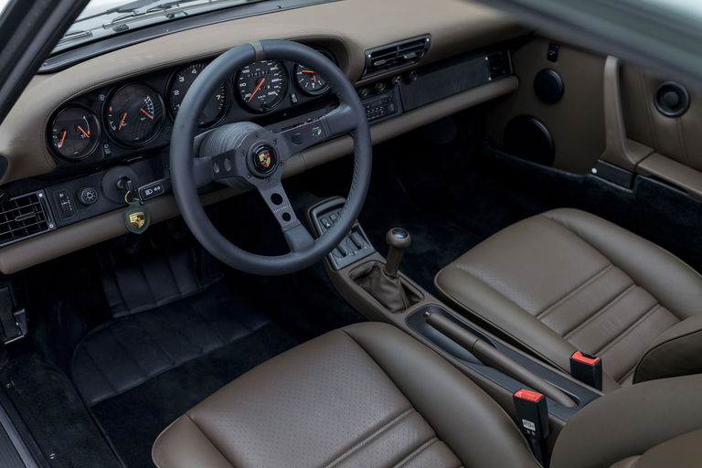 Porsche 964 Carrera 4