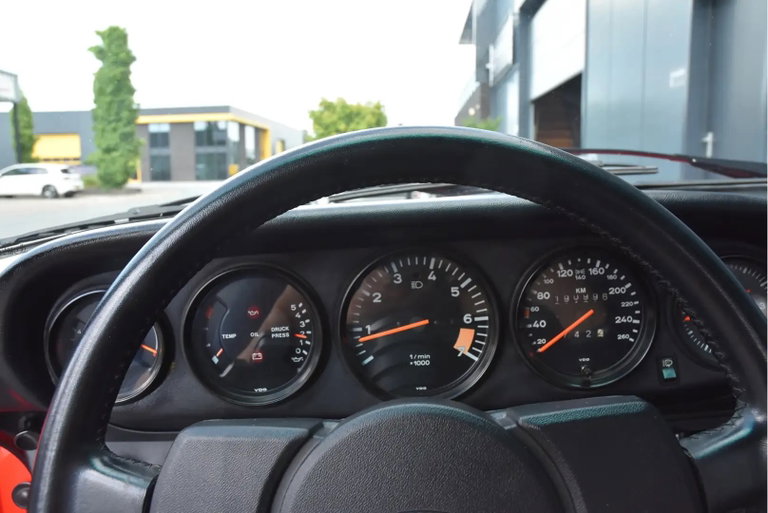 Porsche 911 Carrera 3.2
