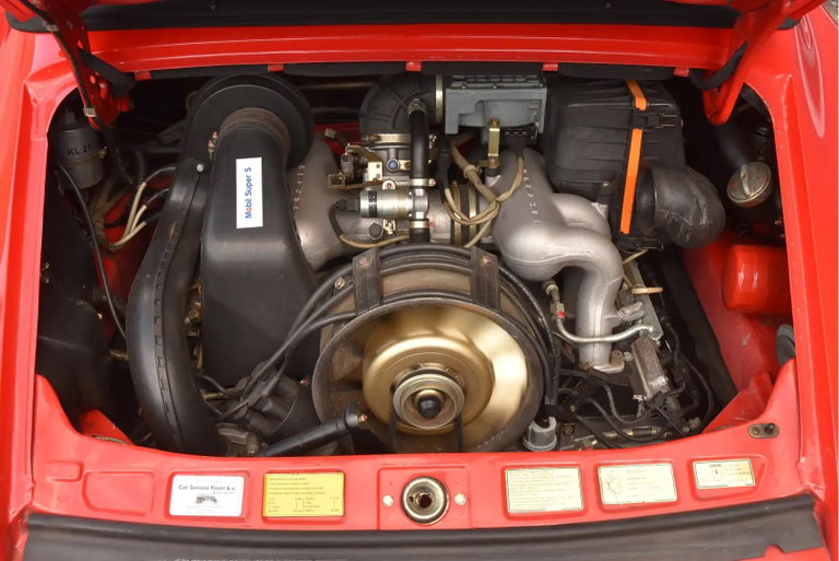 Porsche 911 Carrera 3.2