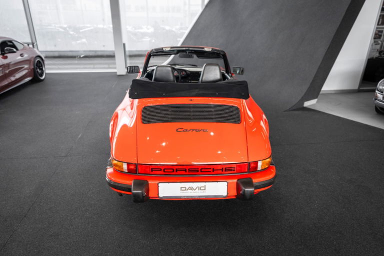 Porsche 911 Carrera 3.2