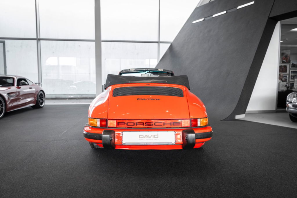 Porsche 911 Carrera 3.2