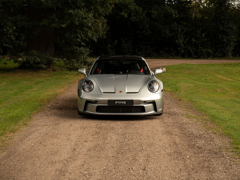 Porsche 992 GT3 Touring