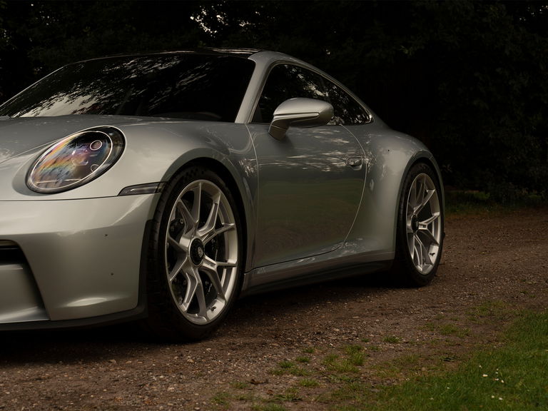 Porsche 992 GT3 Touring