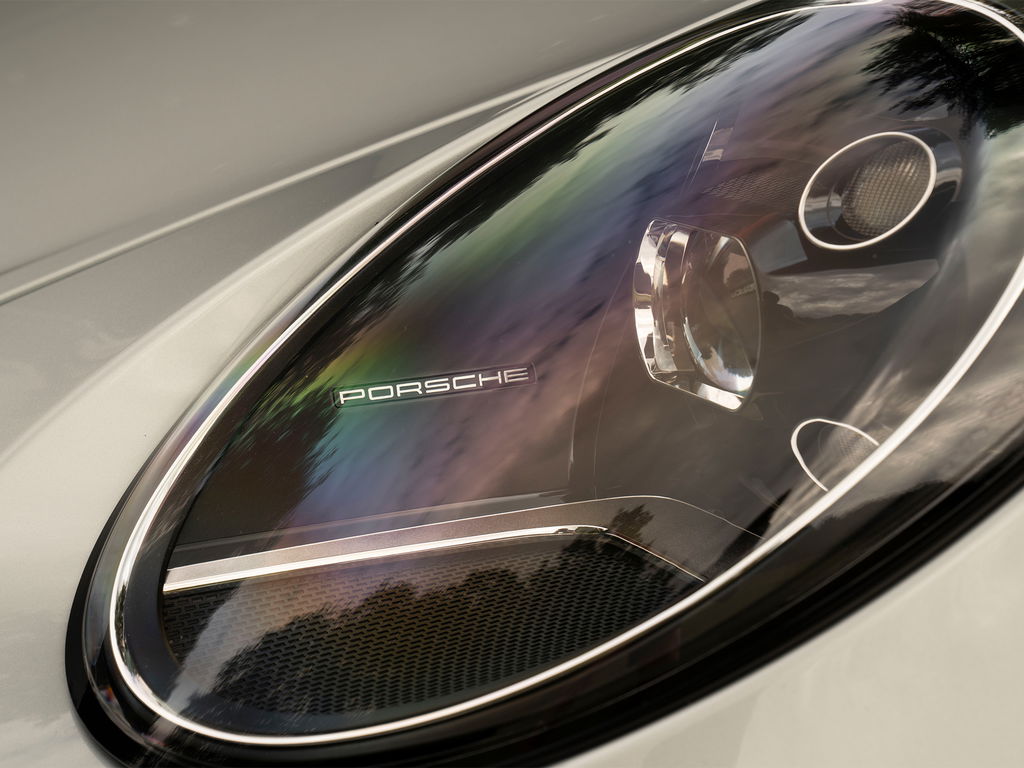 Porsche 992 GT3 Touring