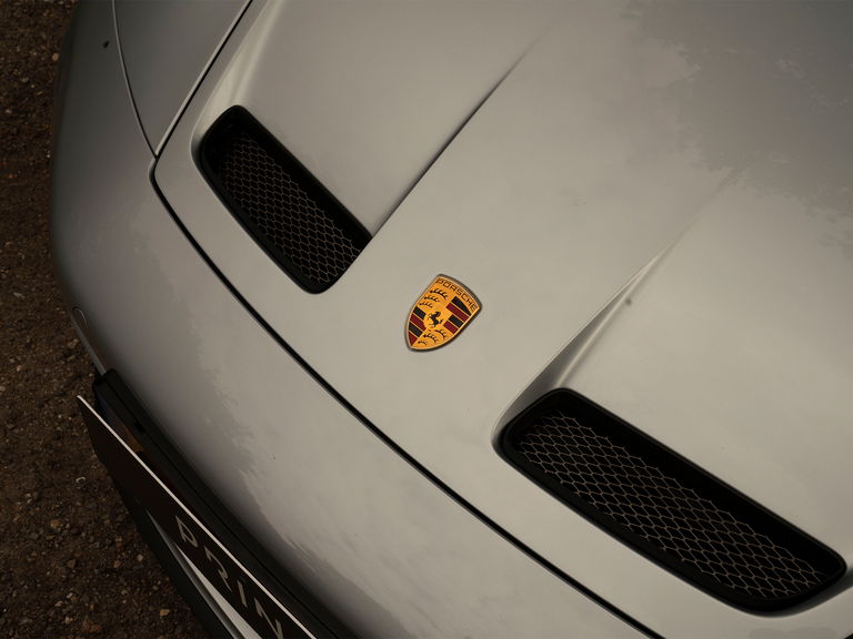 Porsche 992 GT3 Touring