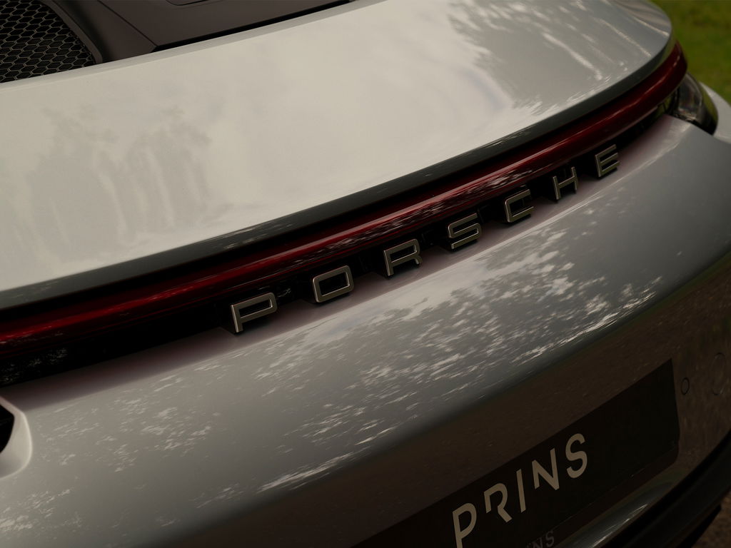 Porsche 992 GT3 Touring