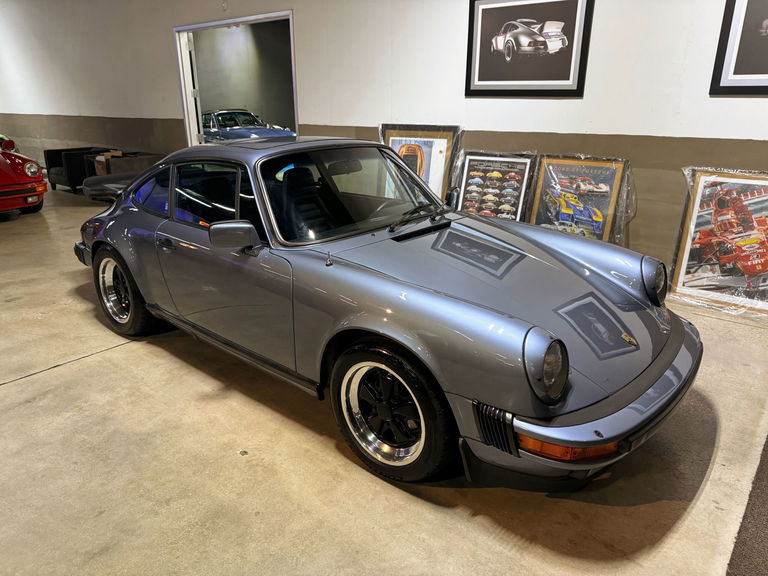 Porsche 911 Carrera 3.2