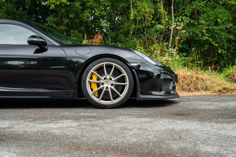 Porsche 981 Cayman GT4