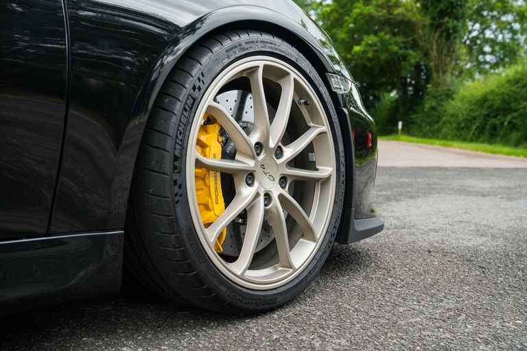 Porsche 981 Cayman GT4