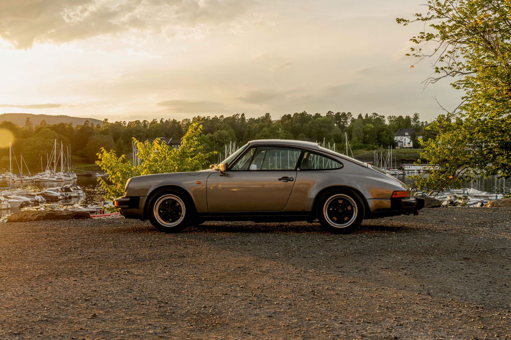Porsche 911 Carrera 3.2