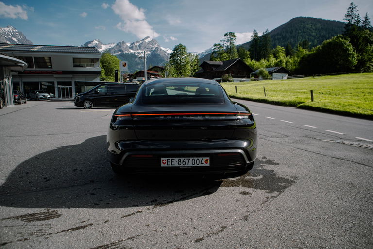 Porsche Taycan 4S
