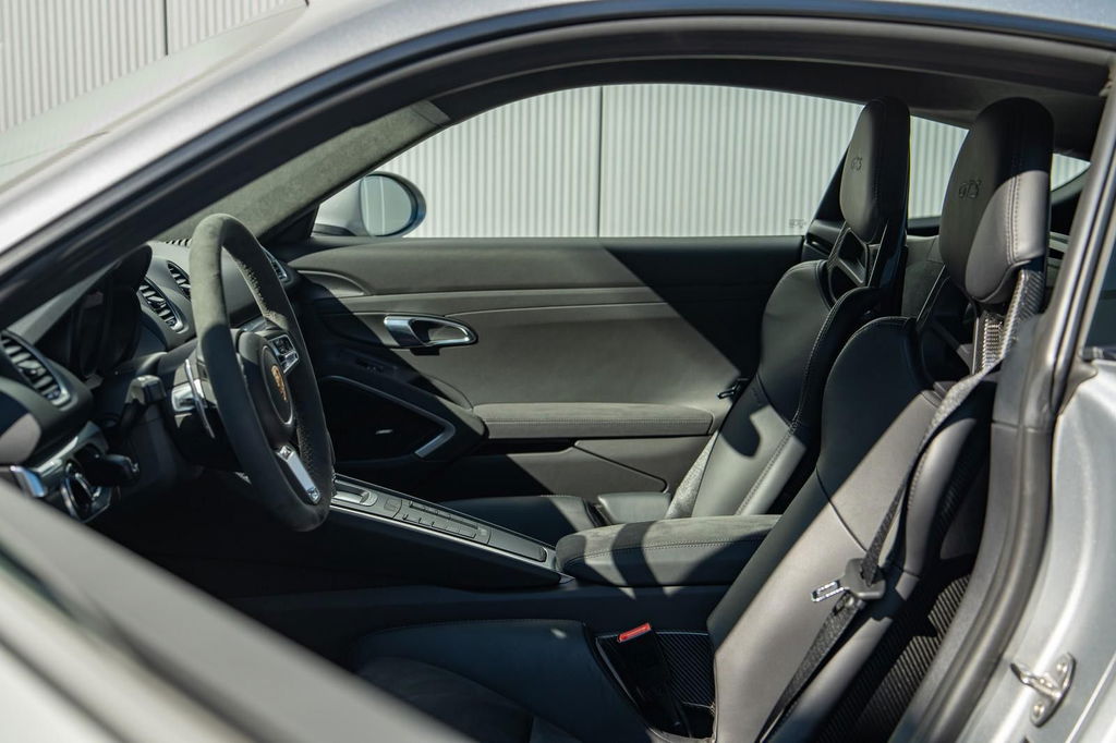 Porsche 718 Cayman GTS 4.0